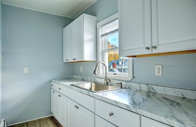 68 Division Street unit: 3