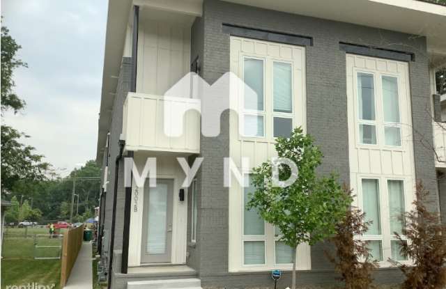 2002 B Herman St
