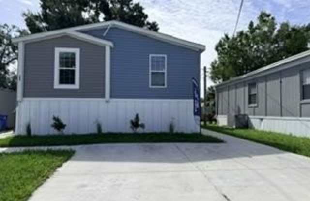 104 Bush Lane