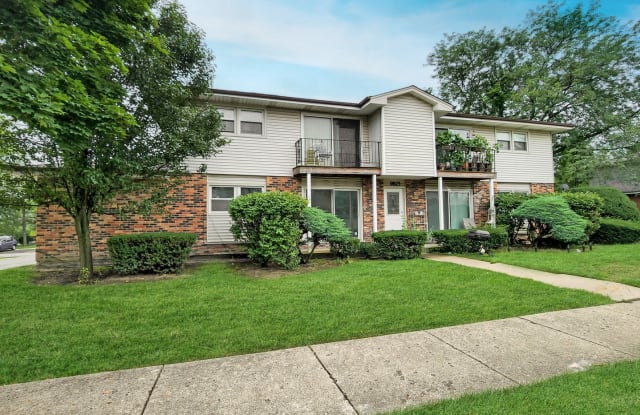 9825 W 151st Street - 9825 West 151st Street, Orland Park, IL 60462