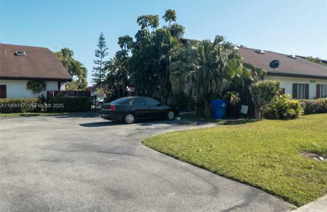 7867 Tam Oshanter Blvd