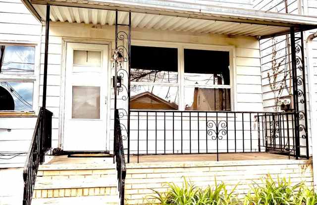 127 Lawrence Street
