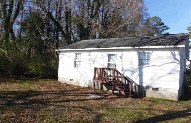 209 Perry Street - 209 Perry St, Louisburg, NC 27549