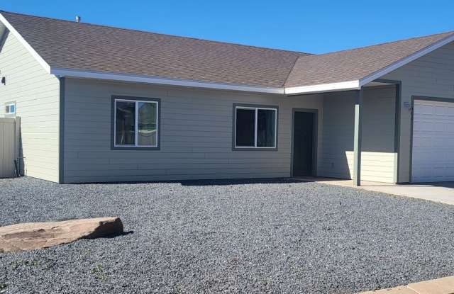 Photo of 3 bed/2 bath House with private Hot Tub