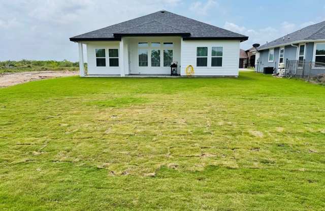 113 Torrey Pines Rd.