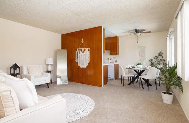 Photo of Huge Bedroom, Extra Closets