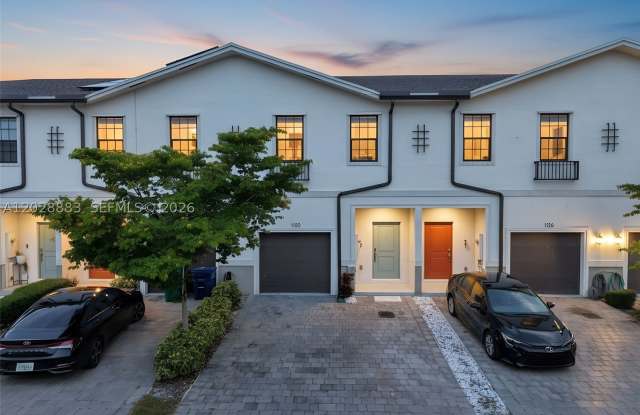 1130 SW 6th Ct