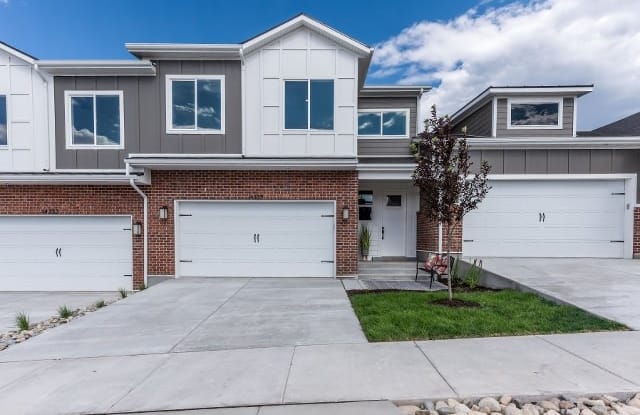 4193 W BELLA VEA CV - 4193 W Bella Vea Cv, Herriman, UT 84096