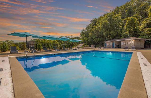 The Flats at Fox Hill