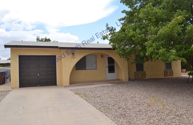 1718 Webster - 1718 Webster Ave, Las Cruces, NM 88001