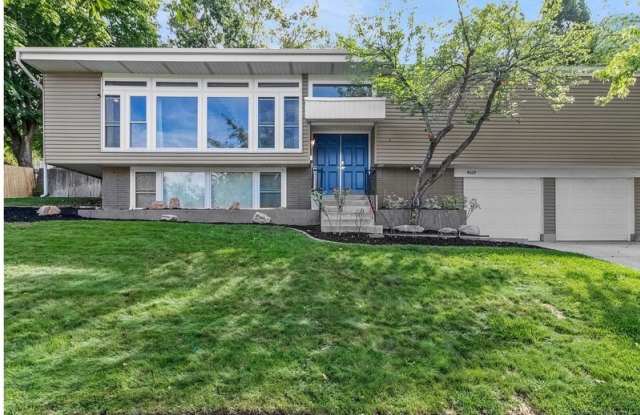 4609 South Idlewild Road