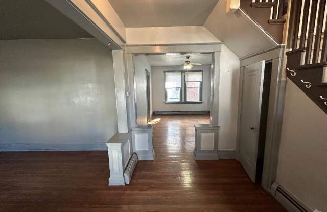 28 Parkwood Boulevard