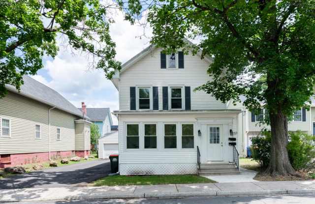 57 Germania St Southington