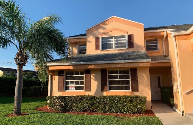 2601 SE 19th Ct - 2601 Southeast 19th Court, Homestead, FL 33035