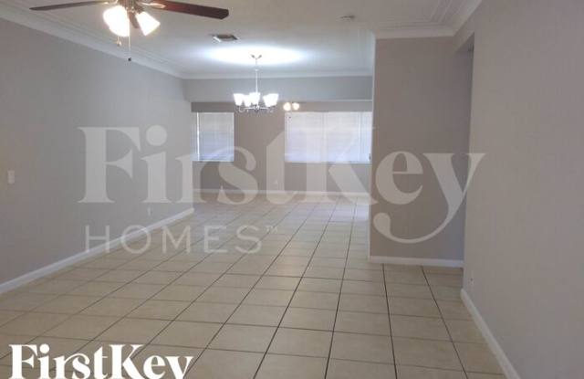 4106 North Terrace Drive