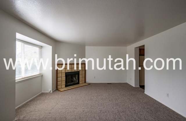 2952 South 700 East #3