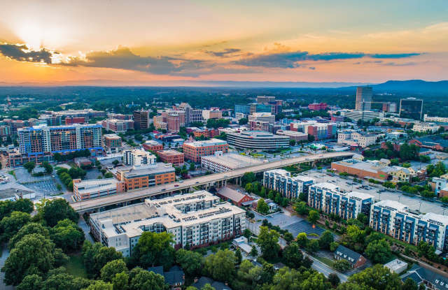 Photo of Ellison on Broad