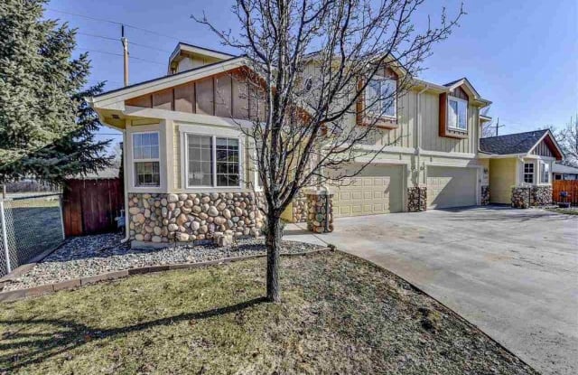 7326 W Gillis - 7326 Gillis Rd, Boise, ID 83714