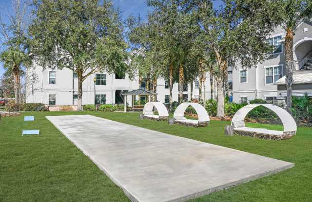 Halston Four Corners
