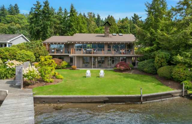 Photo of 4Bd/2.25Ba Bellevue House