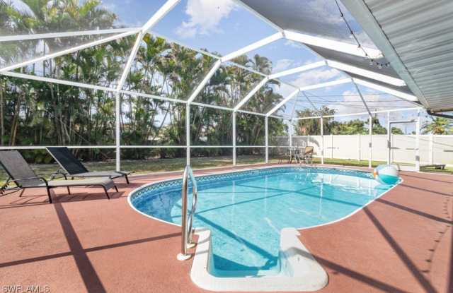 Photo of 922 SE 25th Lane