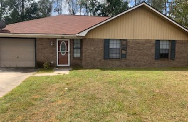 933 Granger Dr - 933 Granger Drive, Hinesville, GA 31313