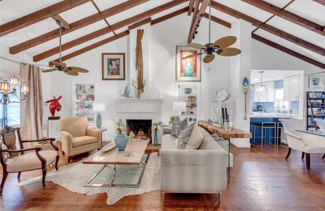 Photo of 725 Southeast 7th Street