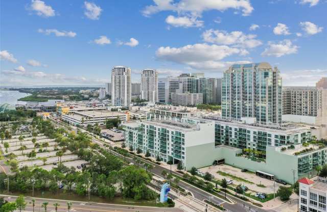 Photo of 912 CHANNELSIDE DRIVE