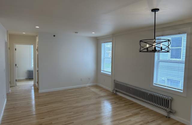 527 Washington Avenue - 527-2