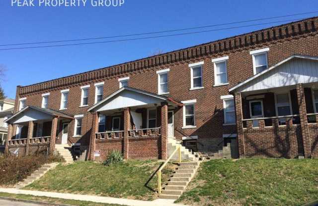 404 E Northwood Ave
