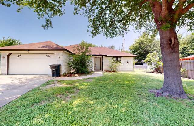 REMODELED 3 BEDROOM 2 BATH ALL TILE HOUSE!!!