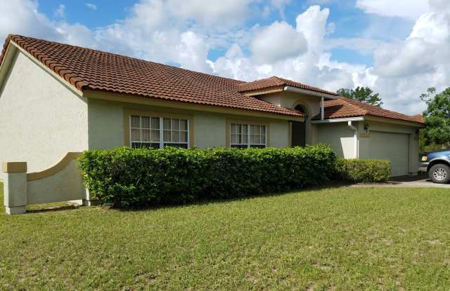 Photo of Newly Renovated 3/2 Home - Lake Joy/Magic Lake Communities