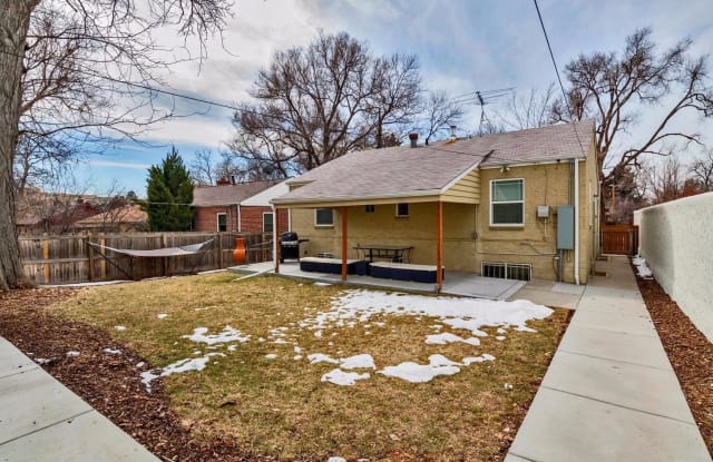 1240 Cherry St #B - 1240 Cherry Street, Denver, CO 80220