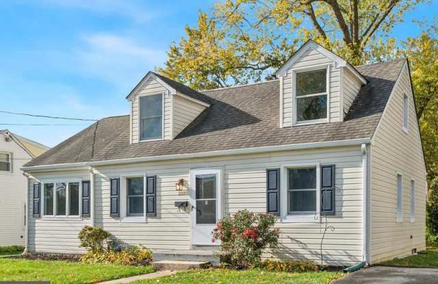 Photo of 206 DECALB Avenue