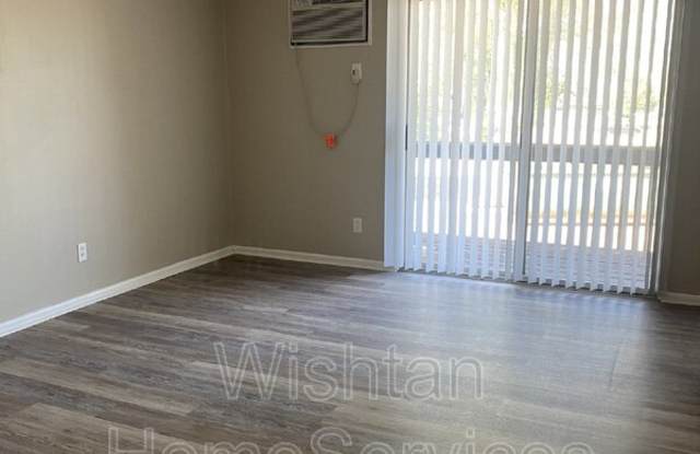 217 N Charleston Blvd