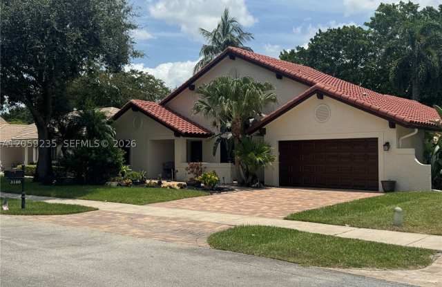 3160 Peachtree Cir