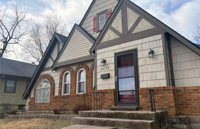 Photo of 4516 Rainbow Boulevard