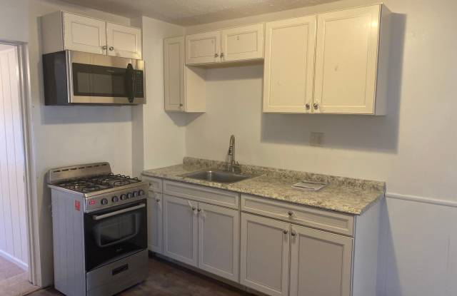 1847 HORACE Avenue unit: 2Nd Fl