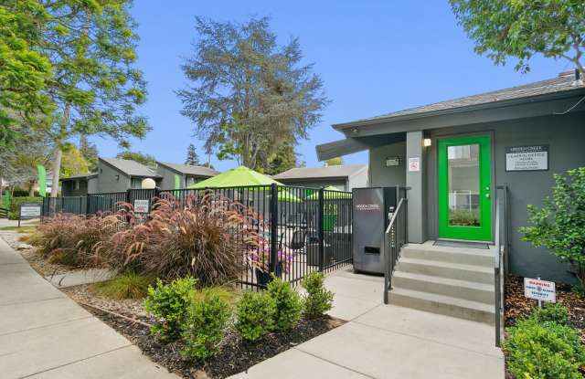 Hidden Creek Apartments