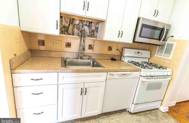 4343 CHERRY HILL Road unit: 305