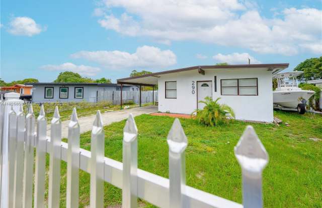 290 Northwest 29th Avenue