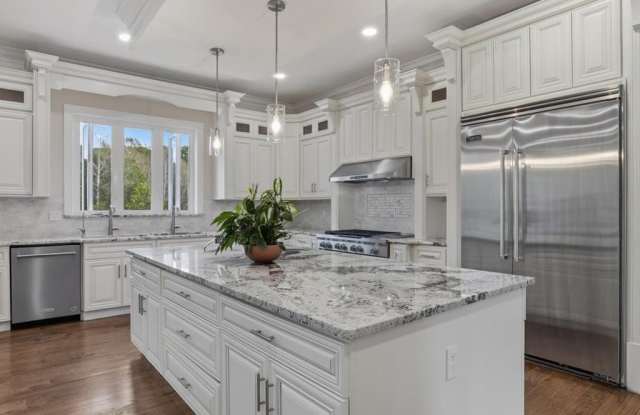 12107 GLEN MILL Road