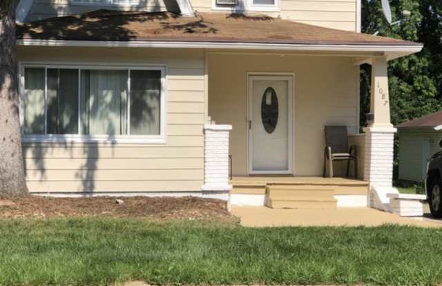 1087 Packard Drive