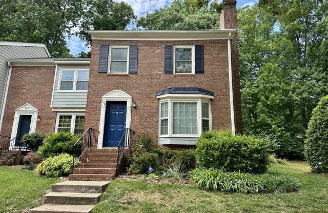 126 Bay Drive