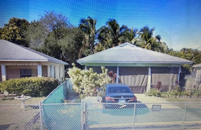 1338 NW 7th Ct - 1338 Northwest 7th Court, Miami, FL 33136