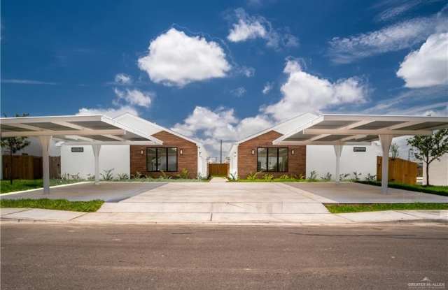 Photo of 2104 E Viviana Street unit: 3