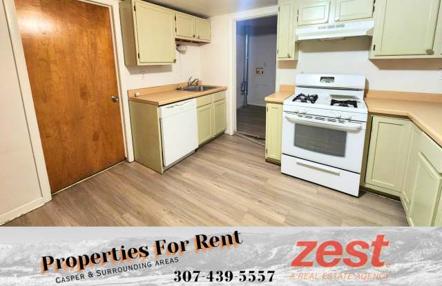 1121 1/2 Glenarm Street