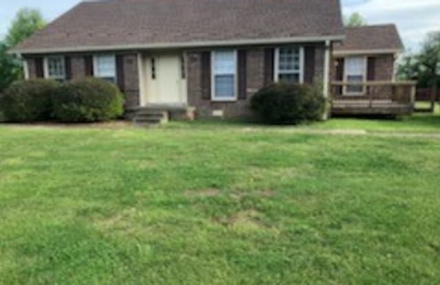 217 Hunter Dr - 217 Hunter Drive, Columbia, TN 38401