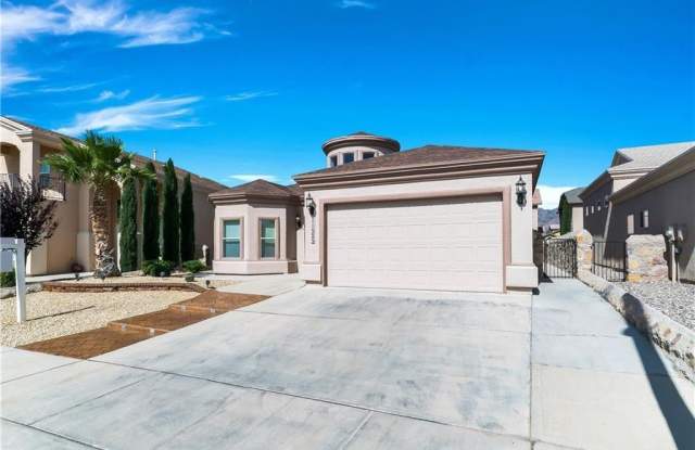 Photo of Sandstone Ranch Estates El Paso 3 Bed Refrig A/C!