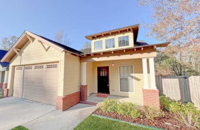 2 Gunnison Dr